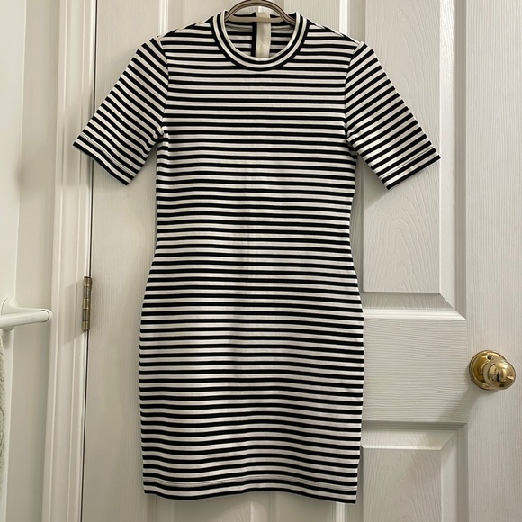 Talula fitted striped bodycon dress size small - Picture 1 of 5
